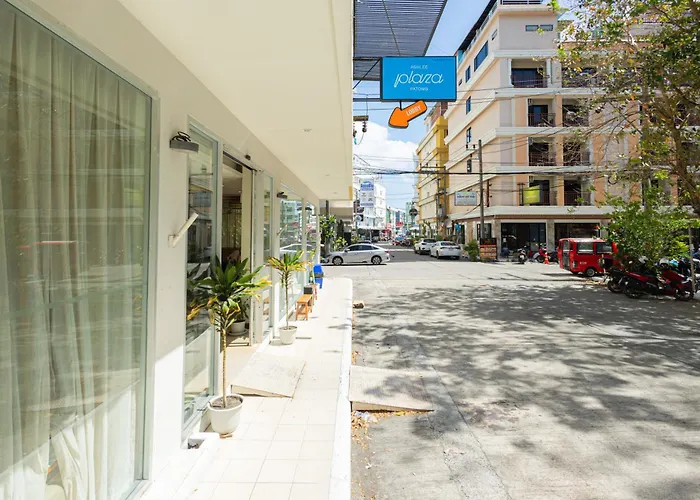 Ashlee Plaza Patong Hotel & Spa